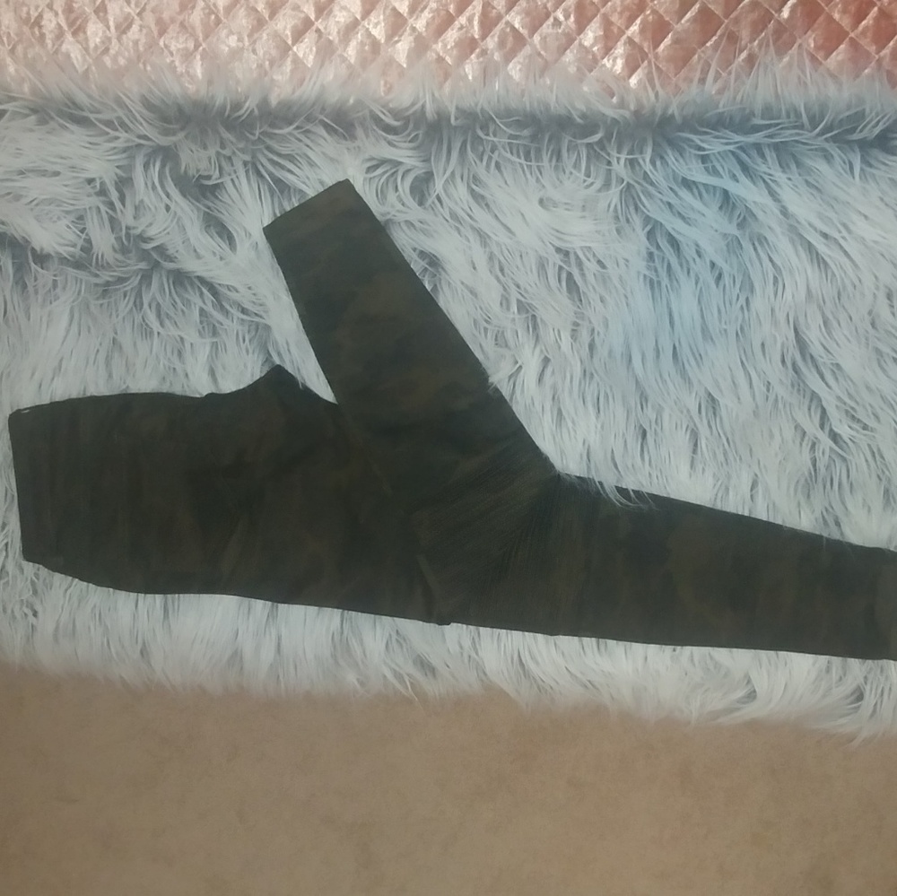Zara camo skinny jeans